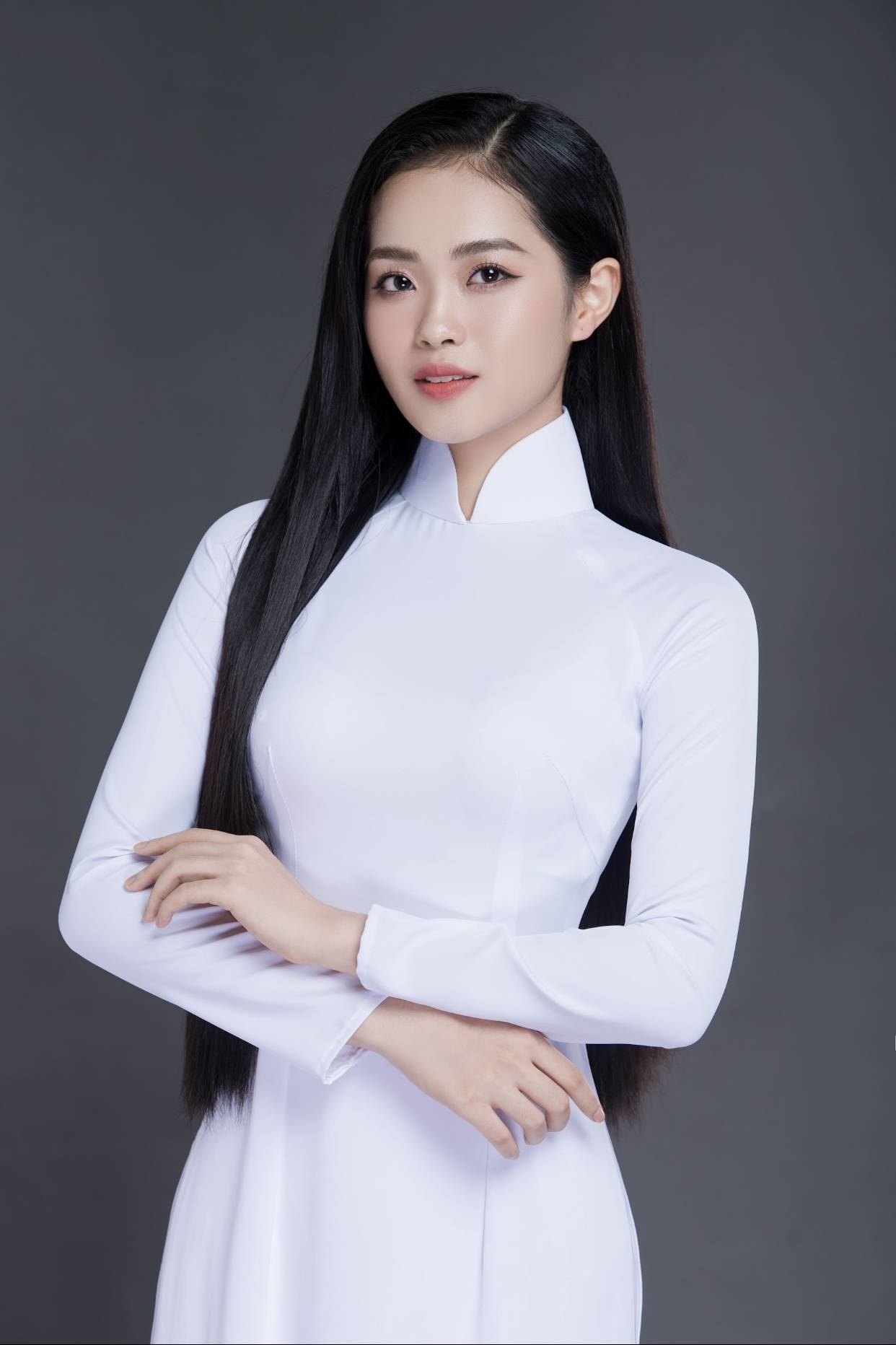 Nguyễn Phương Anh (thí sinh Hoa hậu Việt Nam 2022): sở hữu IELTS 7.5 cùng bảng thành tích học tập ấn tượng