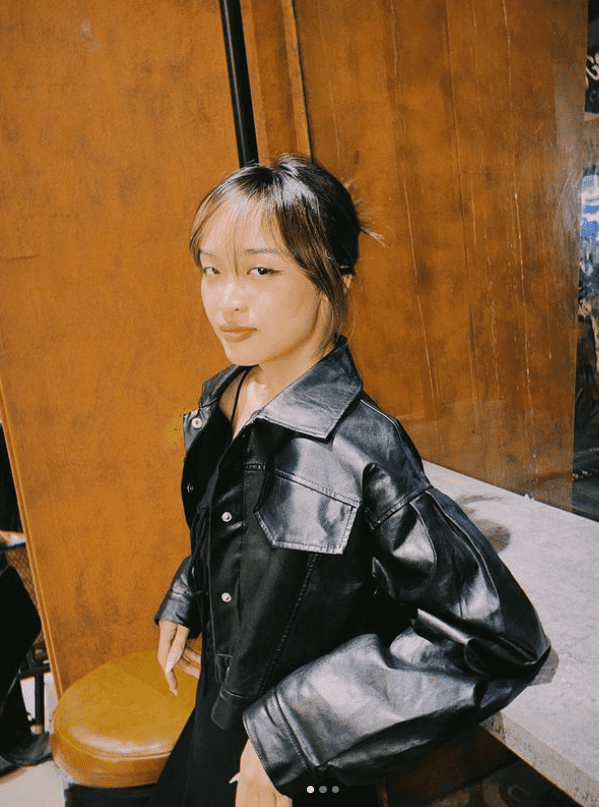 Zicky Lee: Từng là tomboy trước sau như một, girl xinh bị đồn dao kéo vòng 1 sau khi khoe ảnh dậy thì trên cả thành công