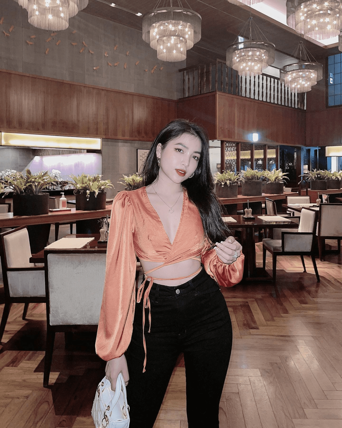 Đoàn Ngọc Hoài Anh: Nữ sinh 2K5 kiếm hàng trăm triệu đồng nhờ kinh doanh thời trang