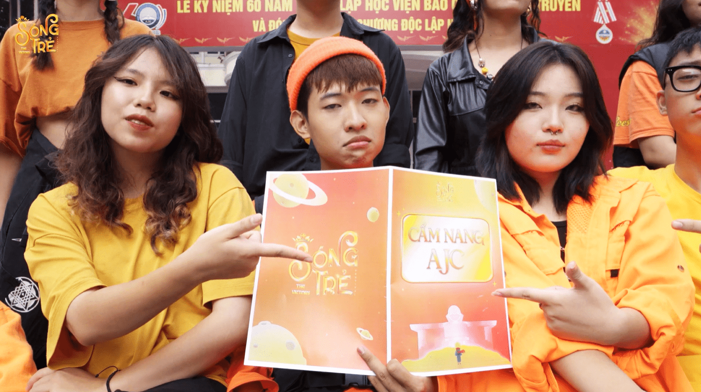 Độc đáo bản sắc trường Báo trong bản hit ‘Cẩm nang AJC’