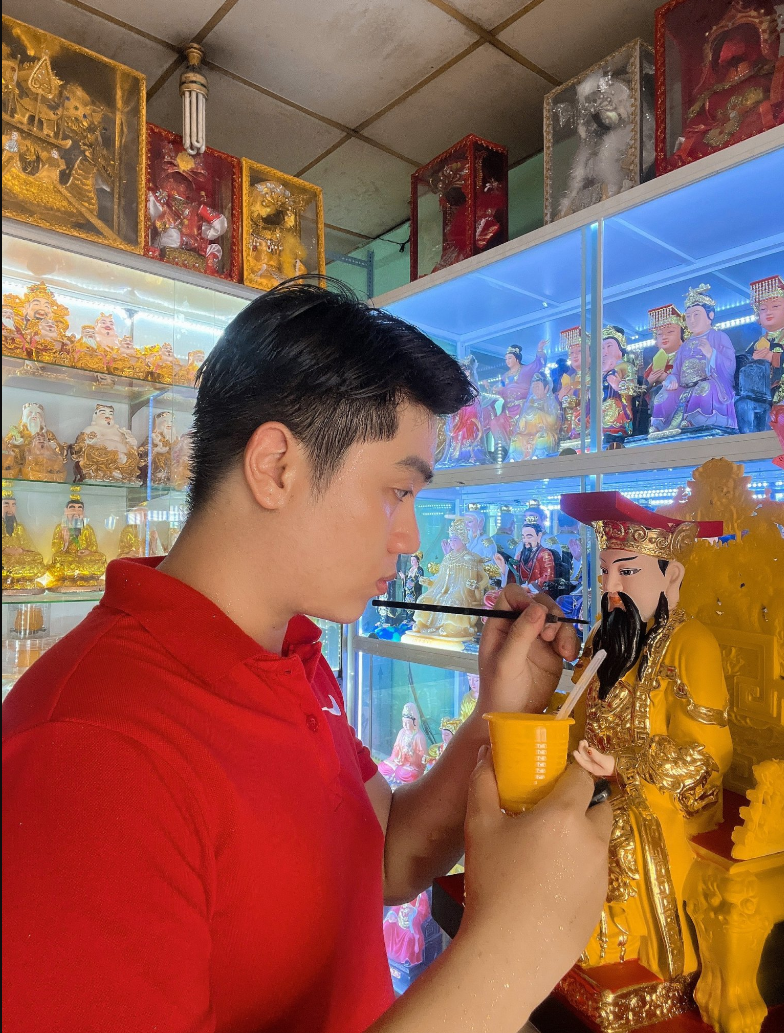 Nghệ nhân Nguyễn Ngọc Huy: Theo đuổi nghề làm tượng vì mong muốn phục dựng những nét đẹp truyền thống
