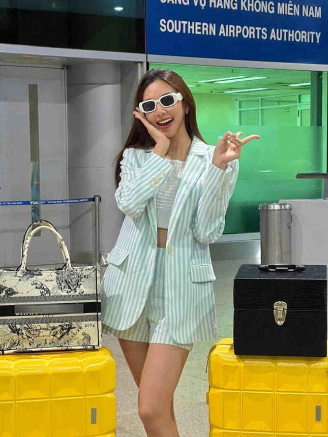Sang Angola làm từ thiện, Thùy Tiên gặp lại người đẹp từng 'gây bão' tại cuộc thi Miss Grand 2021