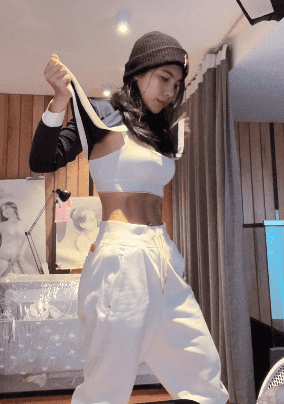 GYMER ĐỖ NGÂN - HÀNH TRÌNH "LỘT XÁC" SỞ HỮU BODY VẠN NGƯỜI MÊ VÀ ĐƯỜNG CONG CAO VÚT