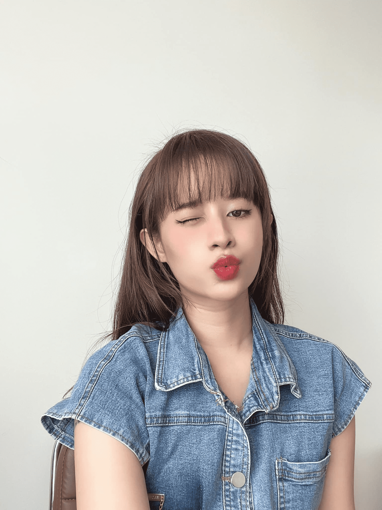 Mẫu ảnh Thanh Tú và hành trình lột xác ngoạn mục