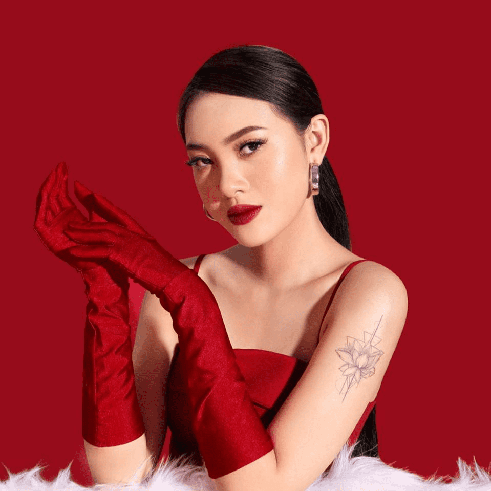 Blingbabi – bắt đầu làm Beauty từ những video 'thiếu đủ thứ'