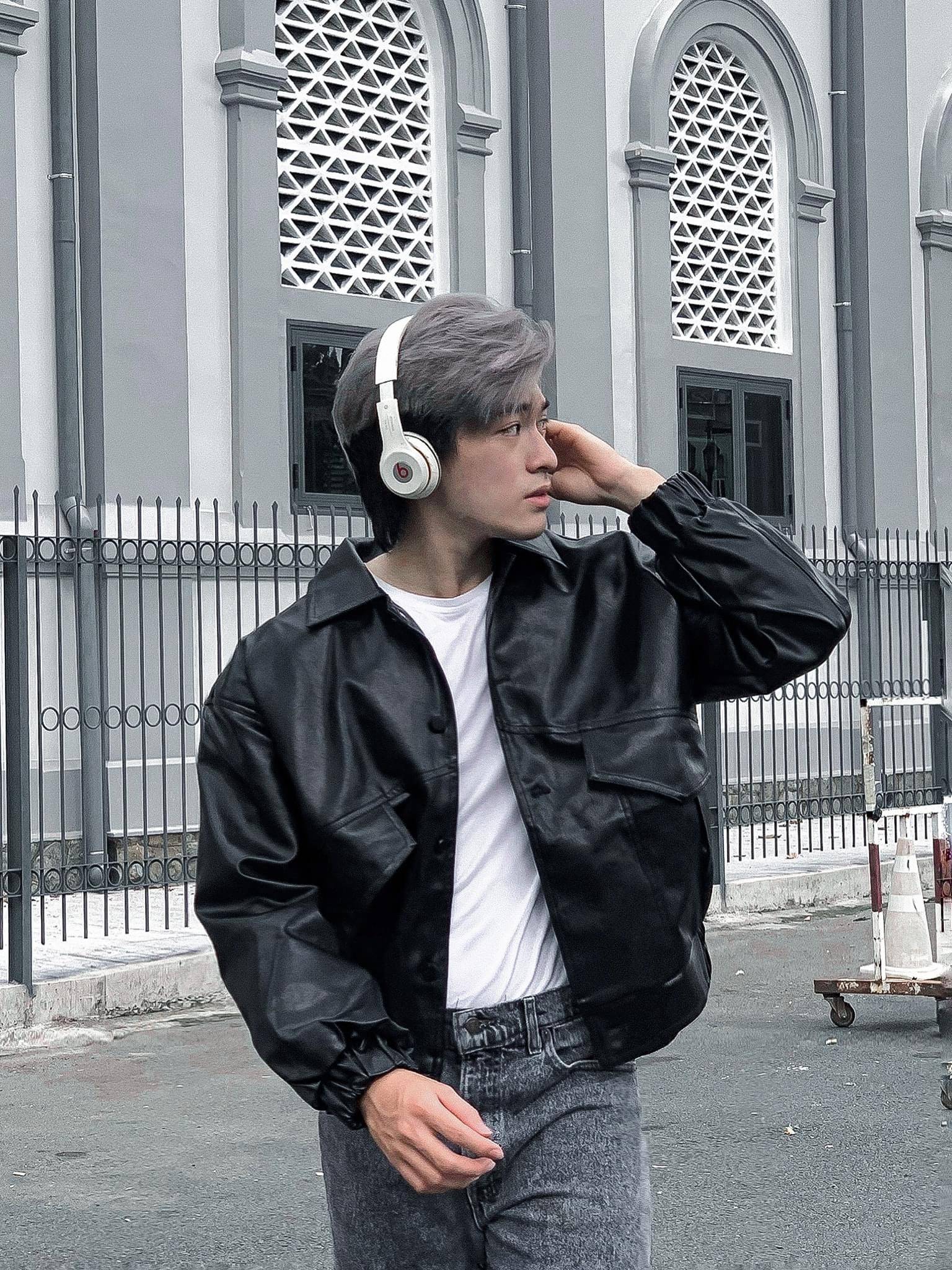 Hot boy ĐH Y dược TP.HCM: Đẹp không góc chết, mục tiêu mua nhà, xe tiền tỷ trước tuổi 30