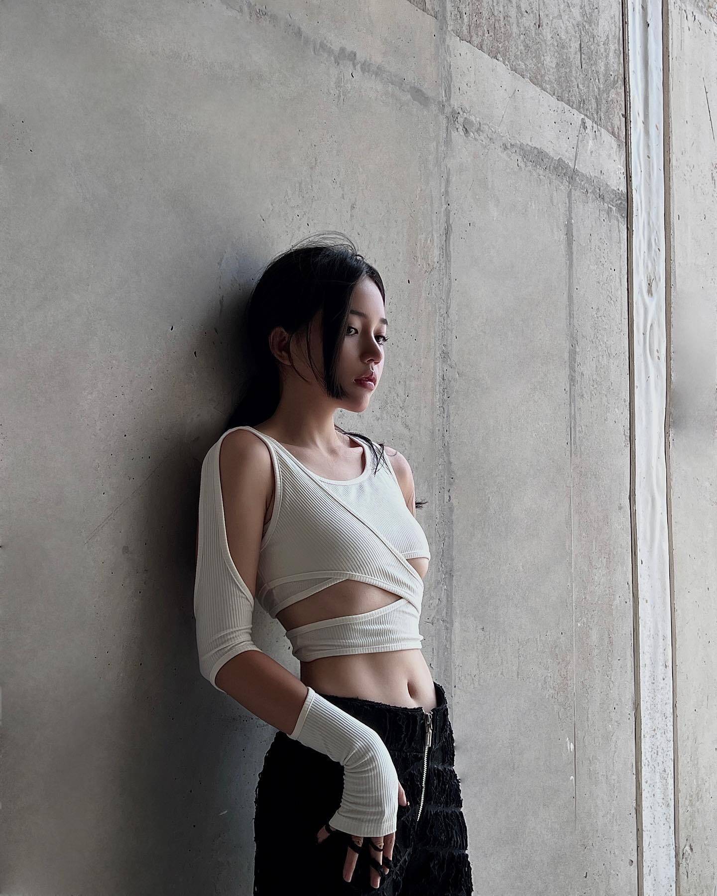 Linh Ngọc Đàm: F5 phong cách khiến người hâm mộ "đứng ngồi không yên" vì "sốc visual"