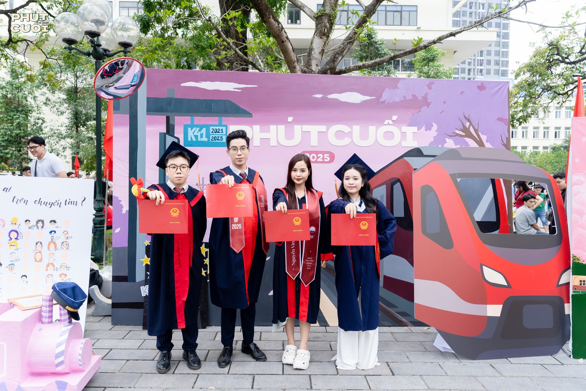 Phút Cuối 2026 - Ký ức lắng đọng của tuổi trẻ Báo chí