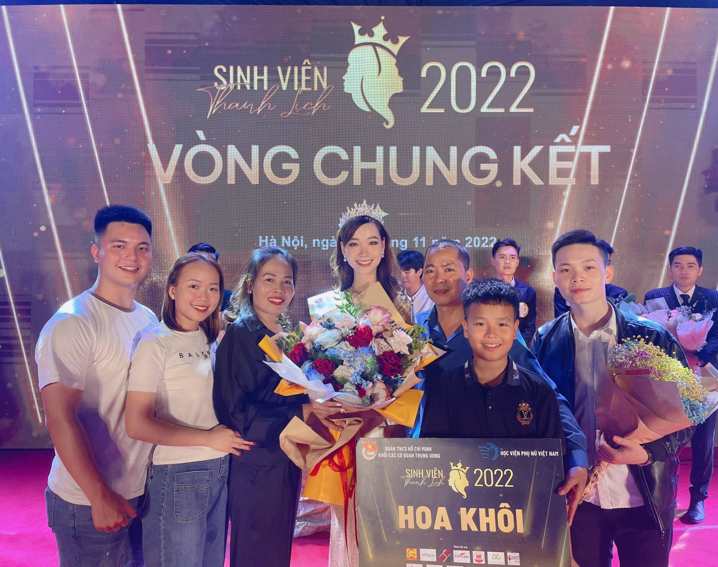 Hoa khôi sinh viên Lưu An Phương: Ngoại hình xinh đẹp, phong cách thanh lịch và ước mơ trở thành nhà báo