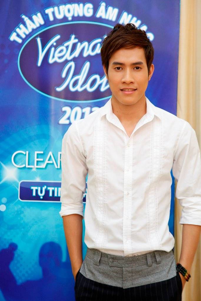 Tiểu sử và sự nghiệp của chàng ca sĩ trẻ Thanh Hưng