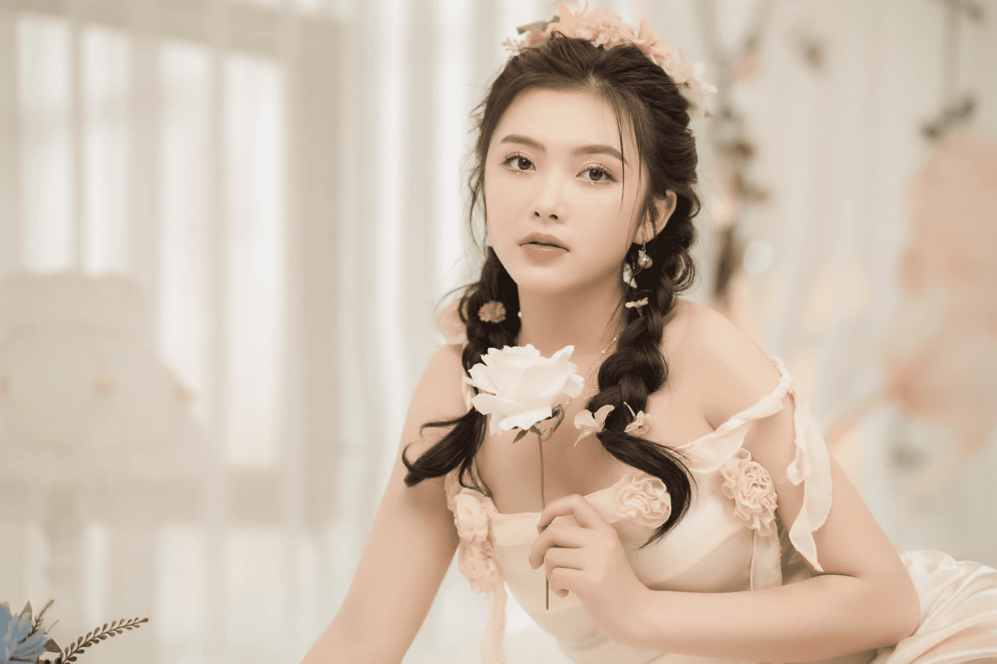 Nguyễn Thị Thêu  - Nàng thơ Thái Nguyên sở hữu nhan sắc "ngọt lịm" đốn tim bao chàng trai