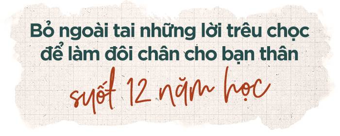 Nam sinh 12 năm làm đôi chân cho bạn thân, bất kể nắng mưa đều cõng đến trường