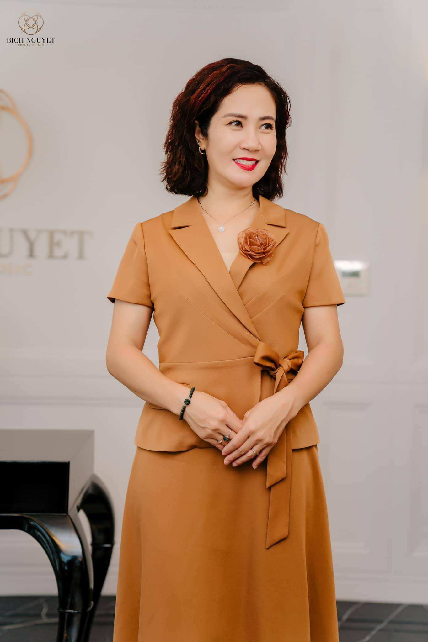 Tiểu sử diễn viên Nguyệt Hằng