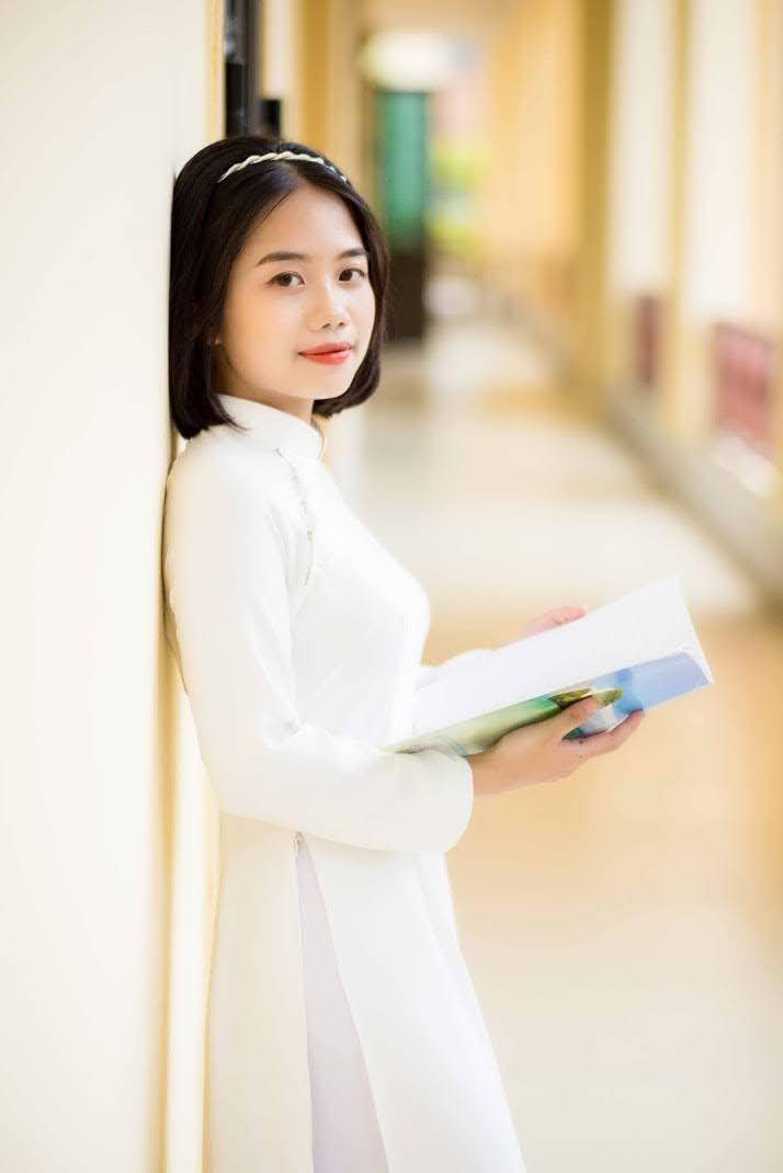 Thảo Chi- cô sinh viên xứ Nghệ với tình yêu văn chương mãnh liệt