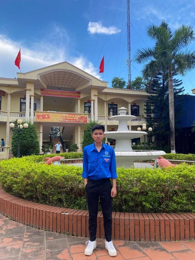 Danh Đạo - chàng trai có niềm đam mê đặc biệt với phong trào sinh viên và tình nguyện vì cộng đồng