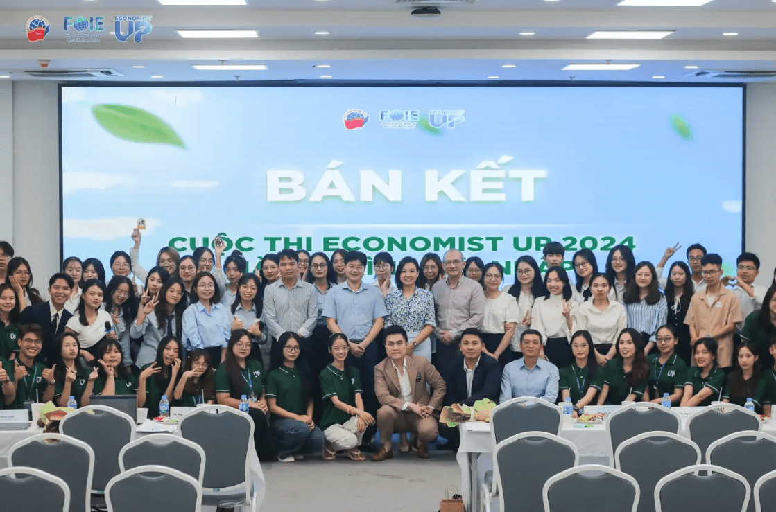 CHÍNH THỨC CÔNG BỐ TOP 4 ĐỘI THI THAM GIA VÒNG CHUNG KẾT CUỘC THI ECONOMIST UP 2024 - HÀNH TRÌNH HỘI NHẬP