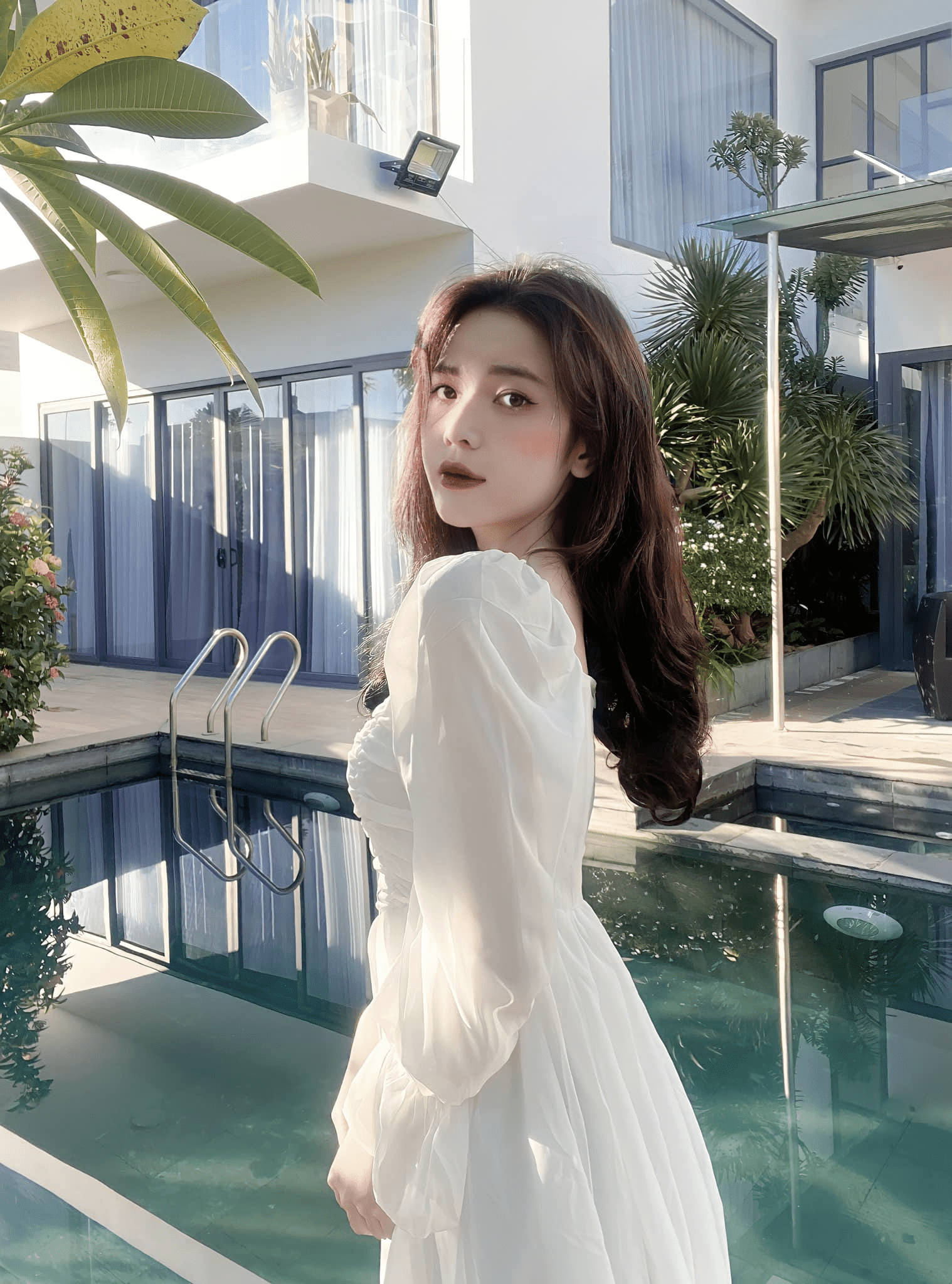 Thư Lê: "Những bạn trẻ hiện nay dường như chạy theo cuộc sống xô bồ, dường như quên mất phải về nhà"