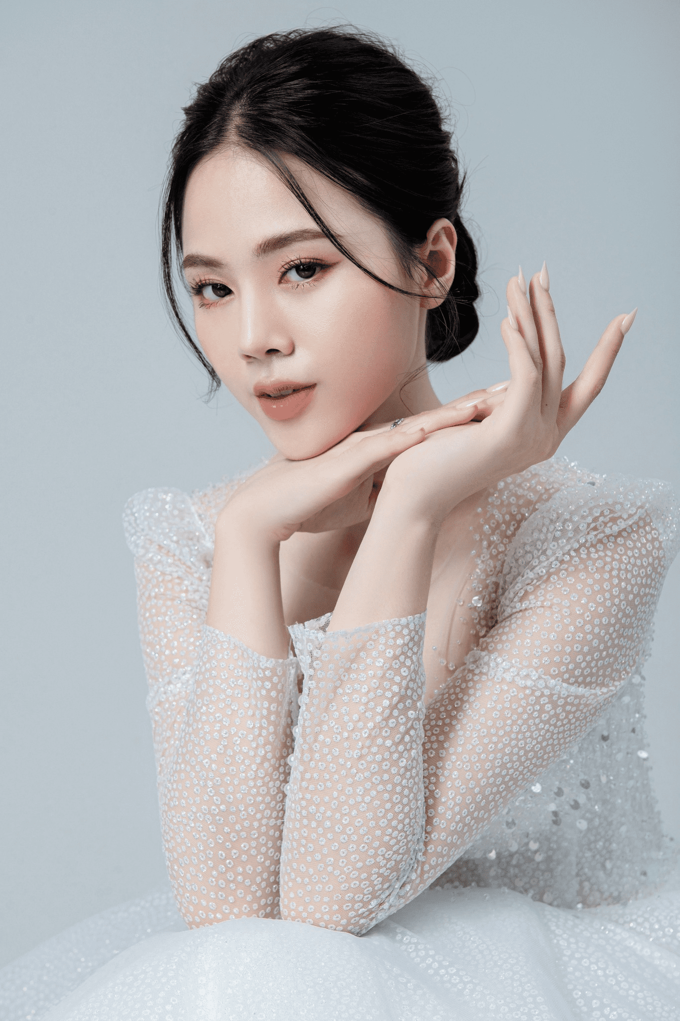 Đỗ Phạm Khánh Linh - Nàng thơ đa tài của Trường Đại học Sân khấu - Điện ảnh Hà Nội