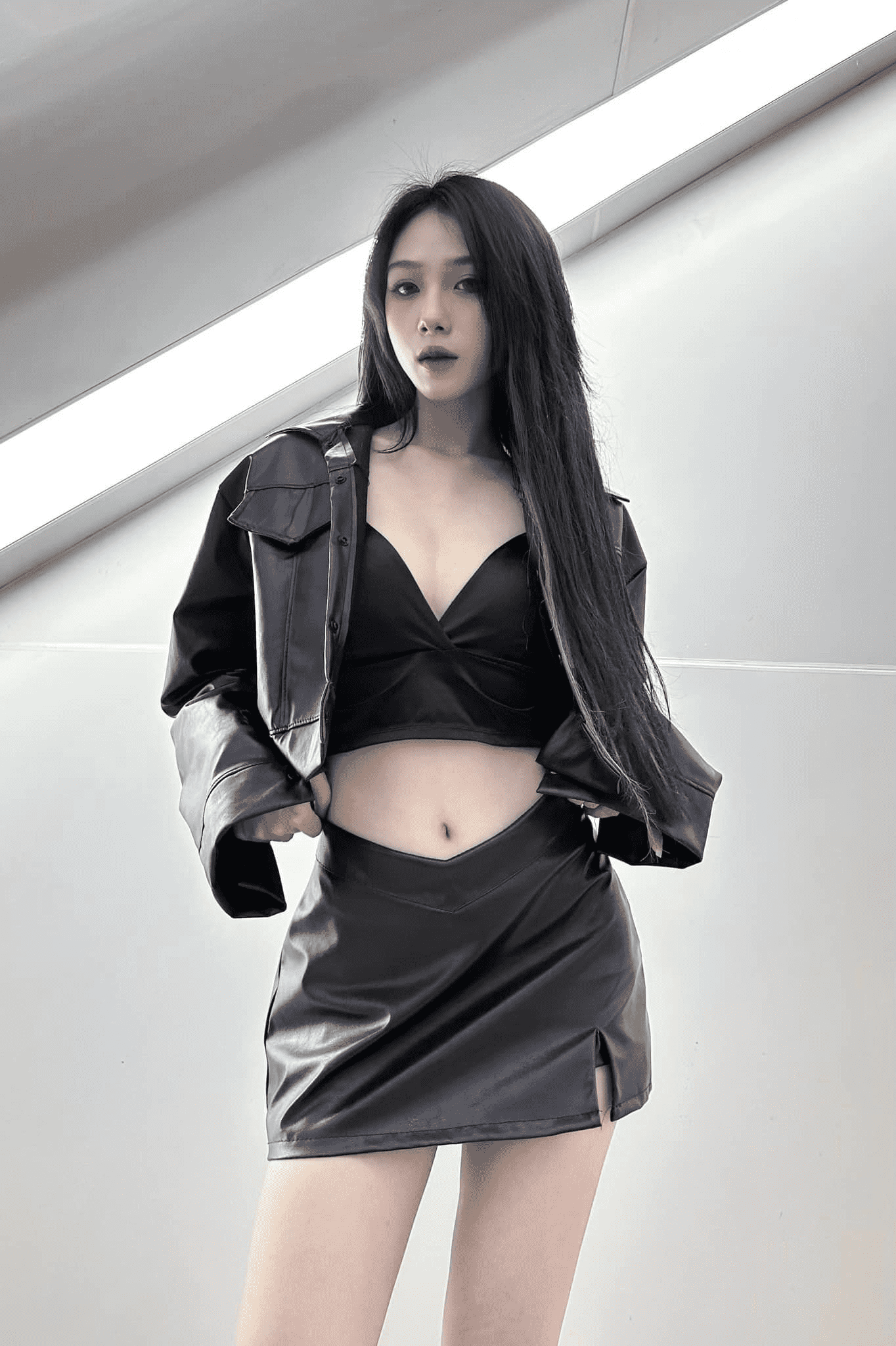 Nữ TikToker _iamhuonggggg bị đồn "trà xanh" là ai?