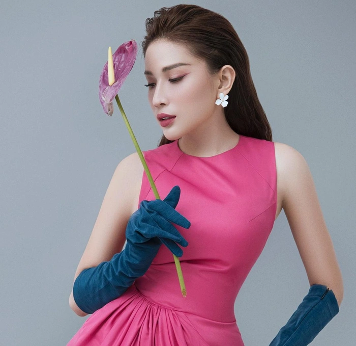 Khả Như bất ngờ đăng đàn đầy tâm trạng: 'Sẽ ổn thôi mà'
