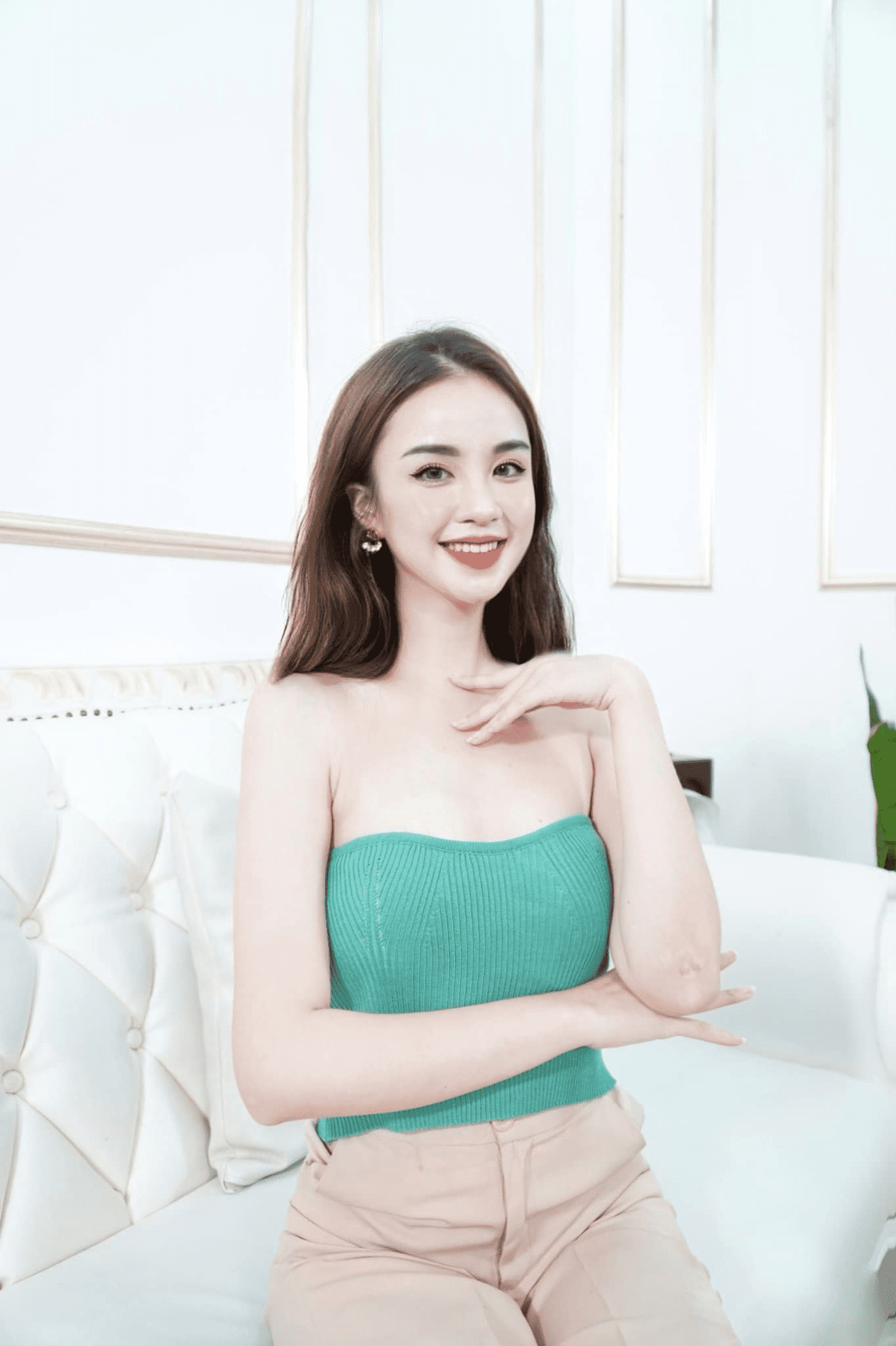 NÀNG KOL 10X NGUYỄN THỊ HIẾU HẬU ĐAM MÊ KINH DOANH MÃNH LIỆT