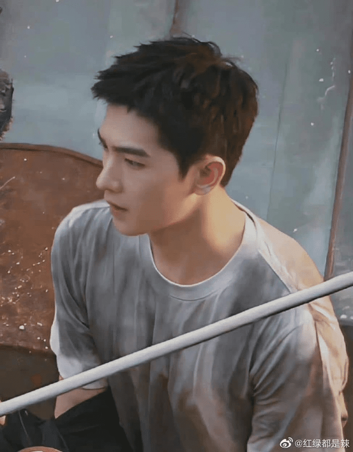 Dương Dương gây sốt với góc nghiêng không thể rời mắt trong Khói Lửa Nhân Gian Của Tôi