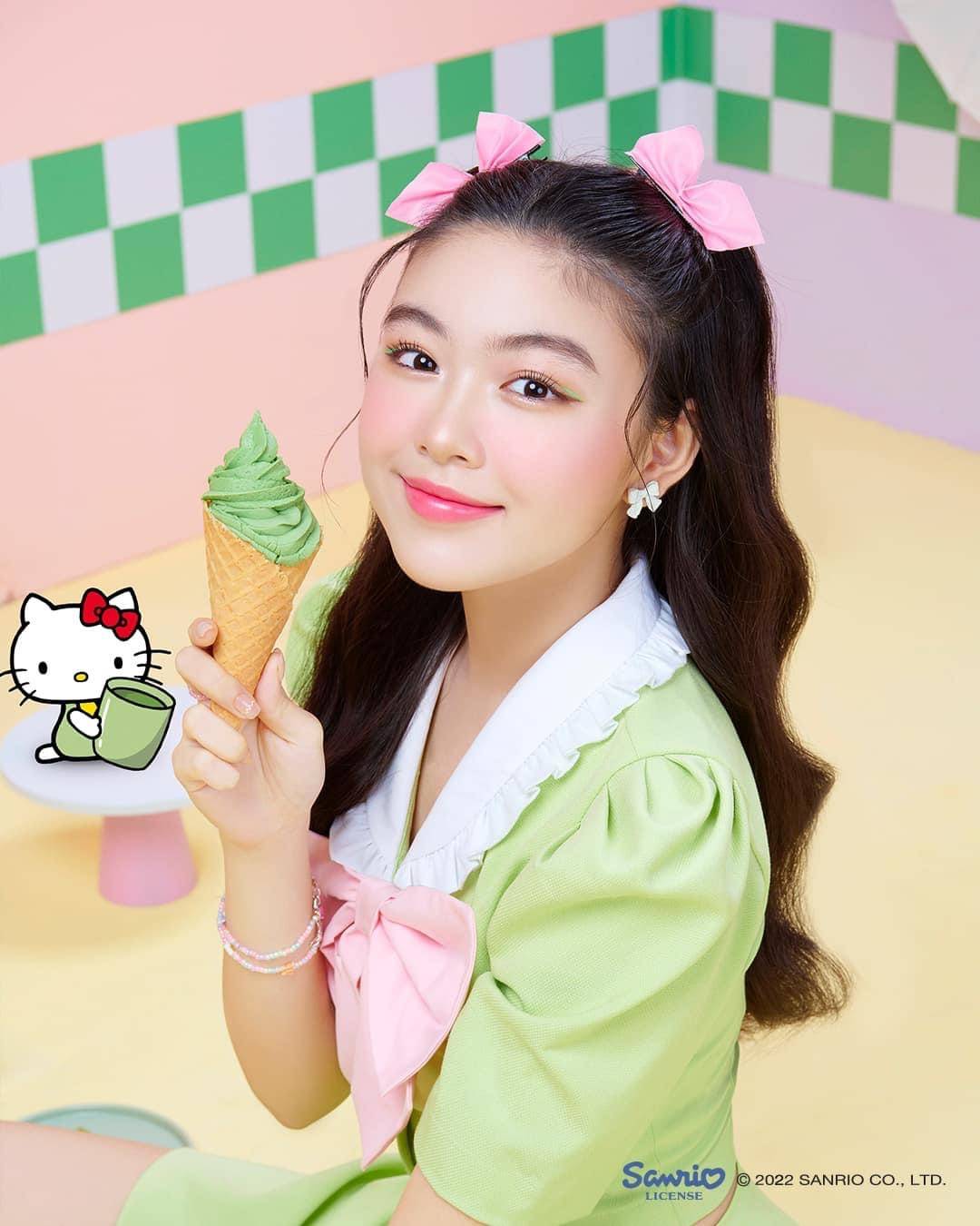 Nhan sắc kẹo ngọt "Hello Kitty" gây sốt của con gái MC Quyền Linh