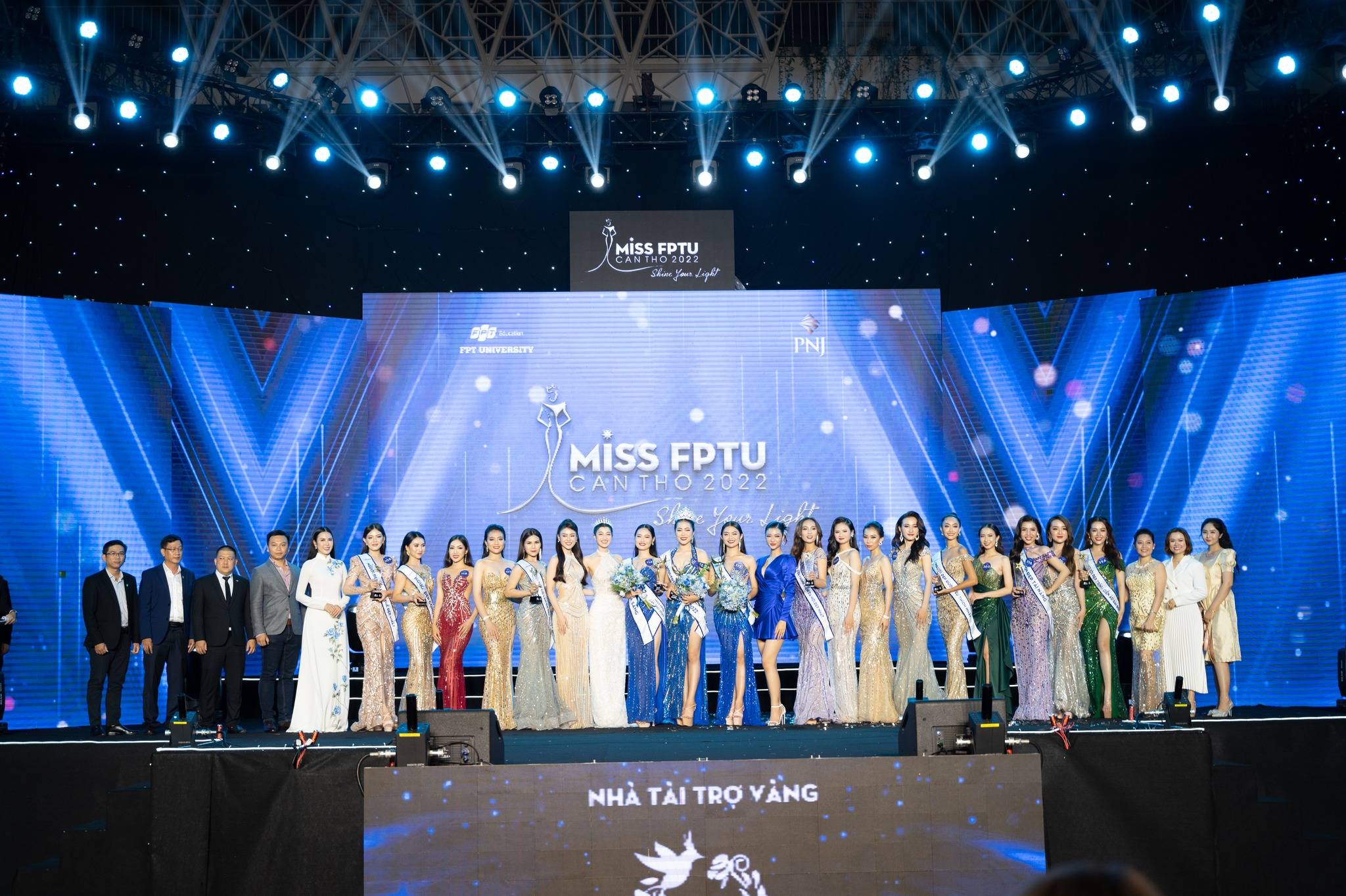 Hoa khôi FPT Cần Thơ: Nhan sắc trong trẻo, thông thạo Anh ngữ