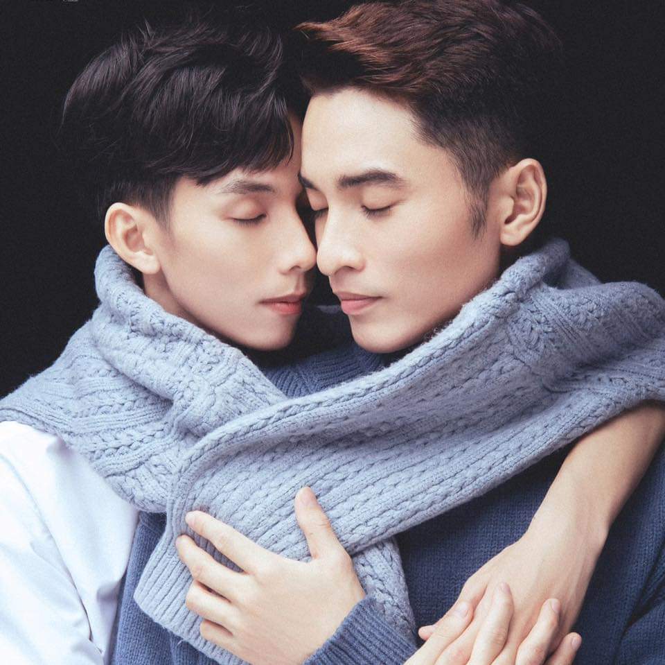 Trung và Sen Đá – Cặp đôi đồng tính triệu view và cuộc sống hạnh phúc sau comeout
