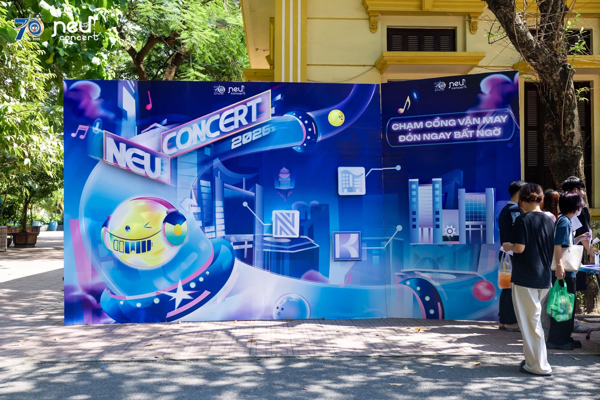 Sức nóng trước thềm NEU Concert 2026: Dàn sao quy tụ, sẵn sàng cho đêm đại nhạc hội bùng nổ